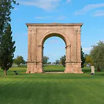 Arc De Bara & * Roda de Bará
