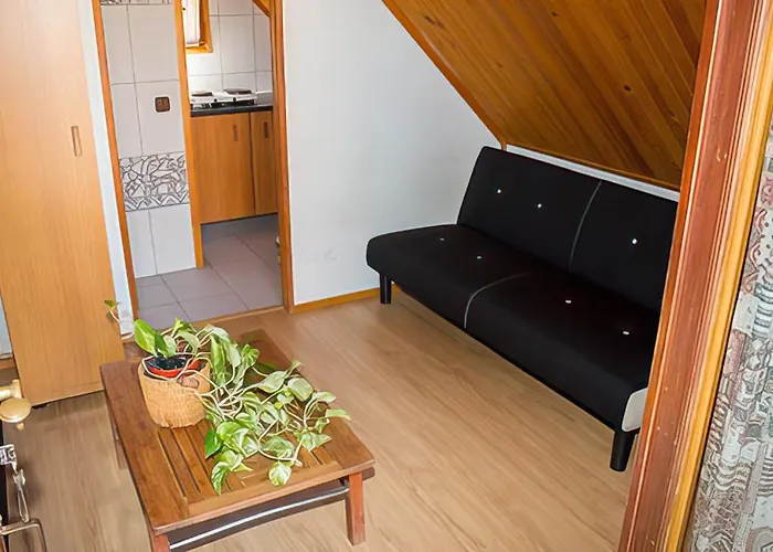 Arc De Bara & Campingplads Roda de Bará